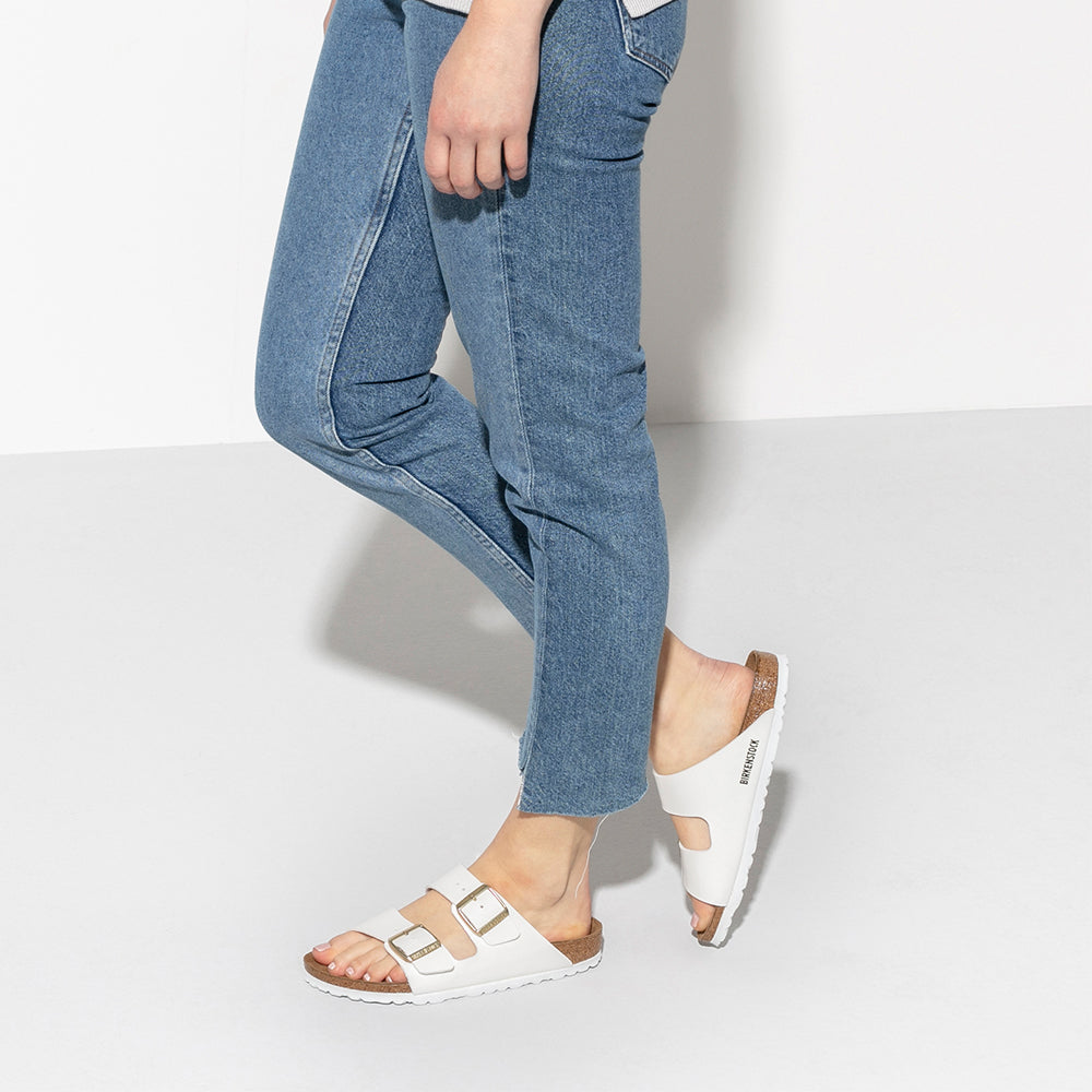 BIRKENSTOCK - ARIZONA 1005293 - PATENT WHITE SANDALS